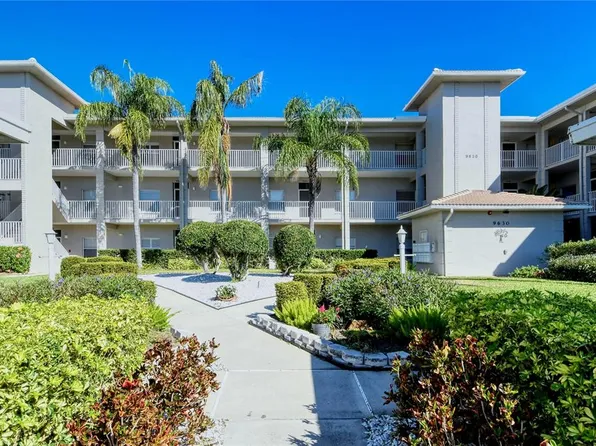 9630 Club South Cir, Sarasota, FL