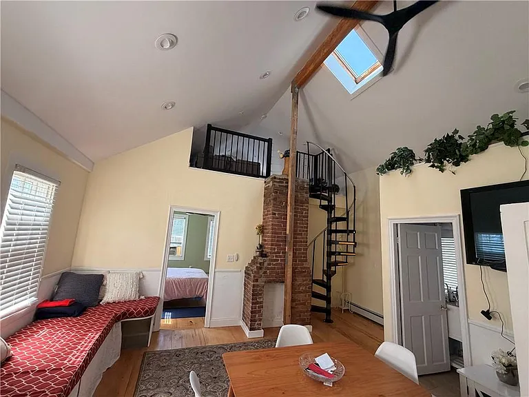 25 Marsh St — Photo 37
