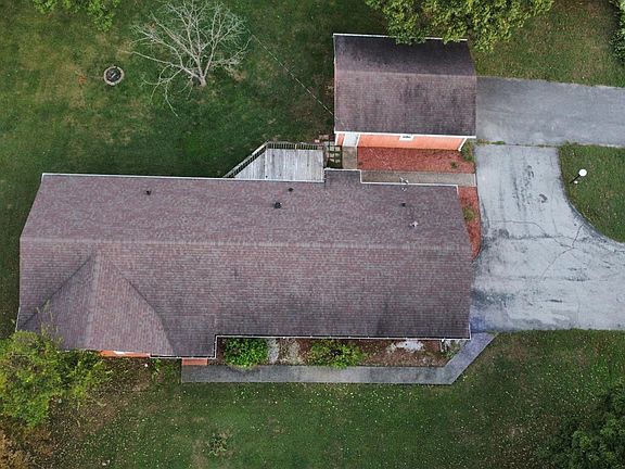 5th image of 200 Millbrooke Dr