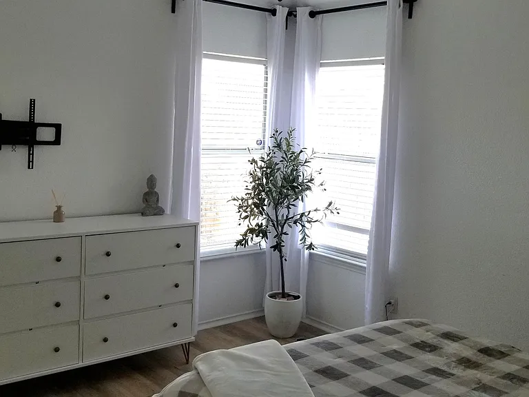 Primary Suite (1)