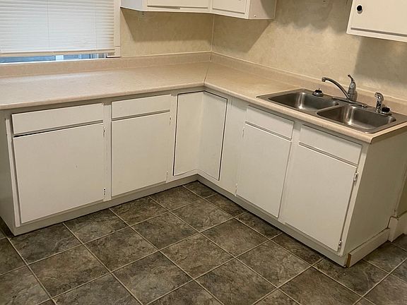 2nd image of 5364 N 28th Ave