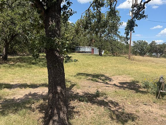 2nd image of 851 Agnes Cir