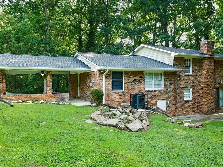 4411 Langdon Dr — Photo 33