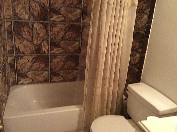 2nd image of 2101 Clemson Dr