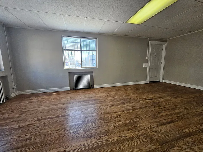 2833 N Colorado Blvd — Photo 18