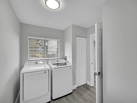 5th image of 15251 Lakes Of Delray Boulevard #335