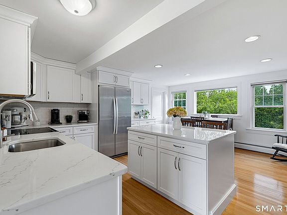 4th image of 38 Lords Hill Road #8