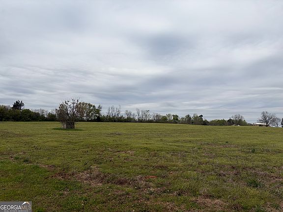 5th image of 1 Union Point Rd