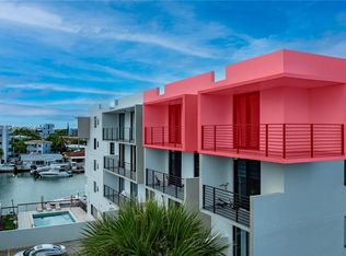 8100 Byron Ave APT 501, Miami Beach, FL 33141