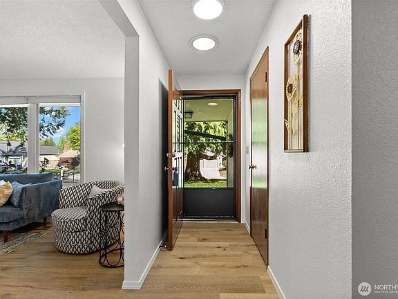 3rd image of 14602 116th Avenue Ct E