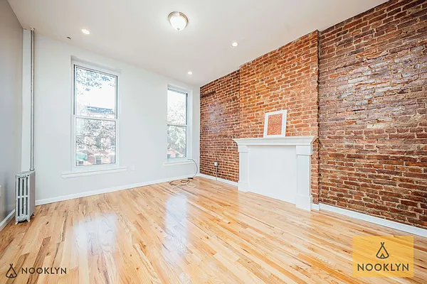 Rented by Nooklyn NYC LLC | media 40
