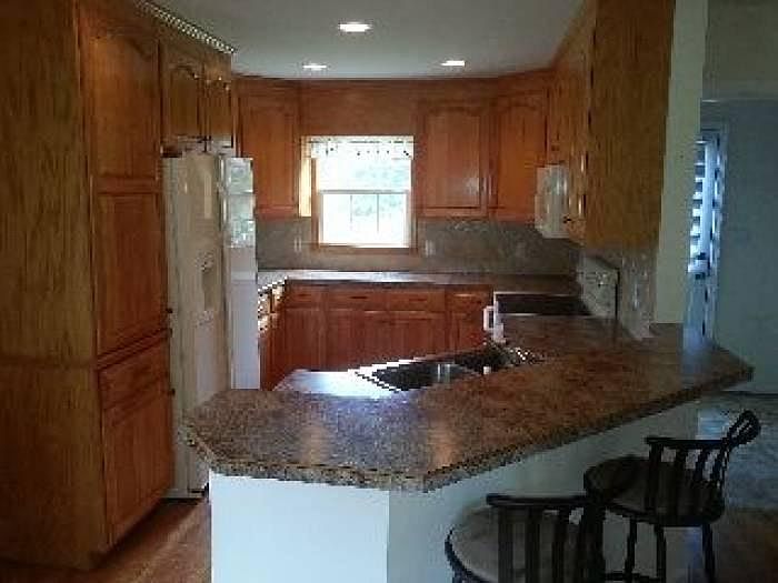 2nd image of 1114 London Dr