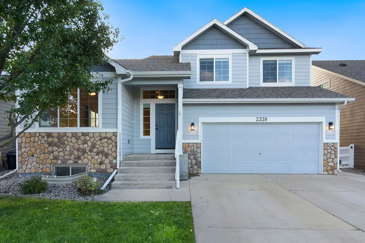 Building Photo - 2339 Thoreau Dr