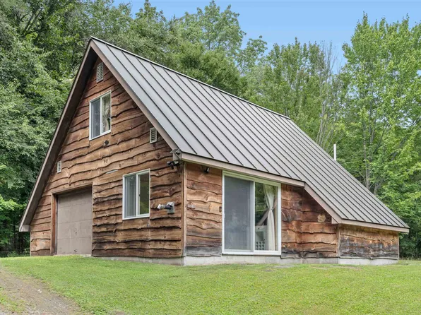 1107 Apple Hill Road, Calais, VT 05648