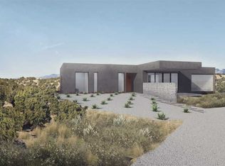 19 Paseo Del Fondo, Santa Fe, NM 87506