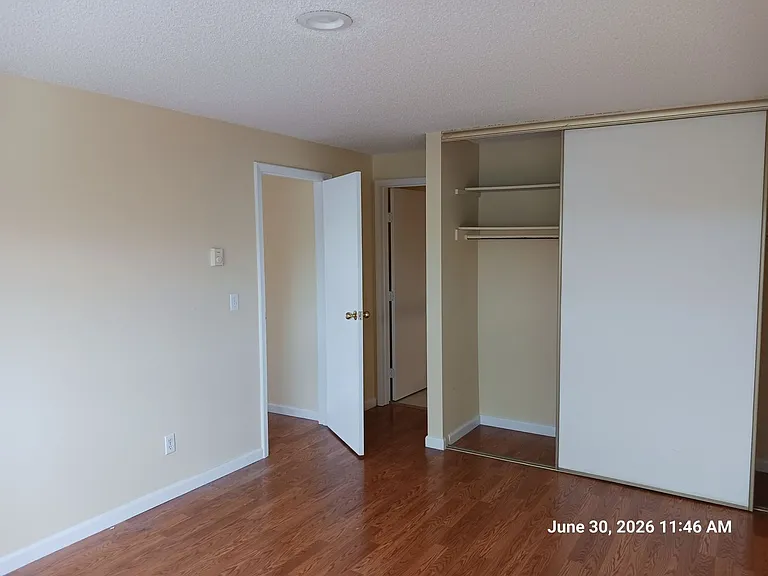 1001 Taylor Ave N — Photo 26