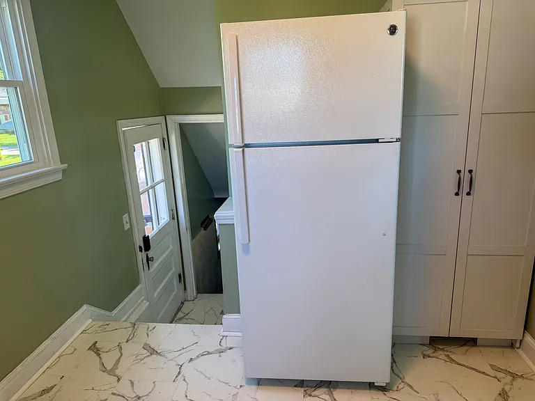 221 Inverness Ave — Photo 12