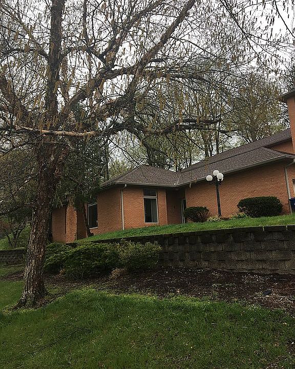 19 Allendale, Terre Haute, IN 47802 Zillow