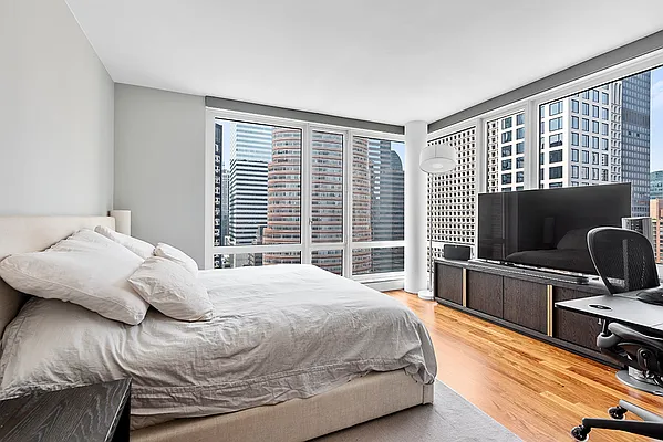 Rented by Digs Realty Group | media 17