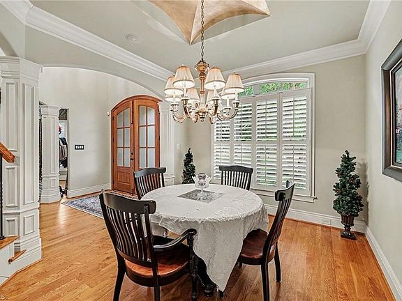 5th image of 1070 Old Stone Ln