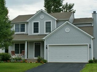 1268 Valley Dr, Marysville, OH