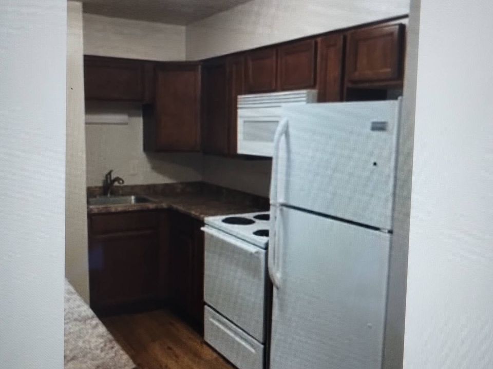 1st image of 15800 Central Ave #C-15802