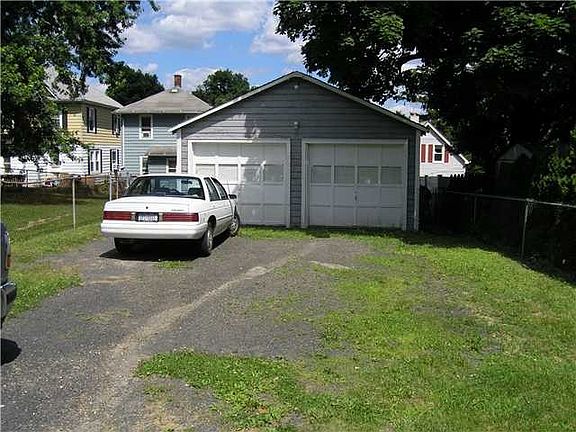 3rd image of 53 Fowler Ave