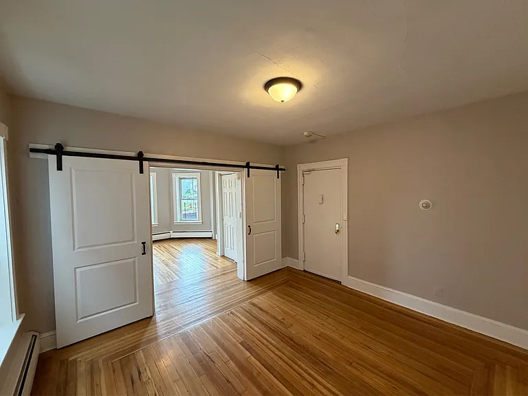 107 Gold St #1B — Photo 9
