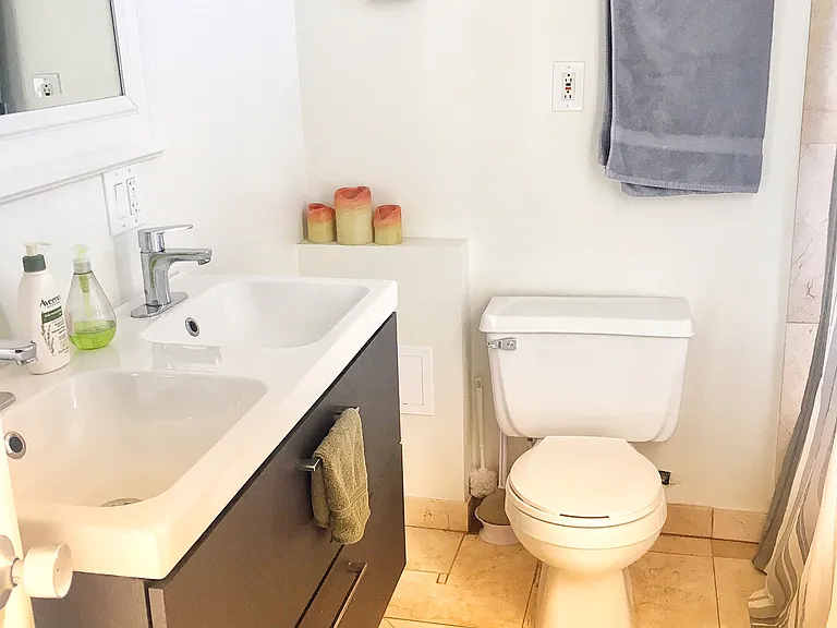 1421 W Huron St #3F — Photo 9