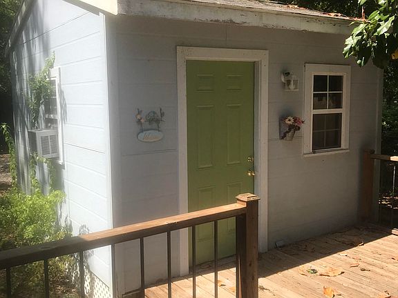 2nd image of 453 Texas Ave