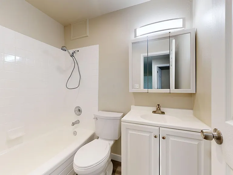 212 N Roosevelt St — Photo 20