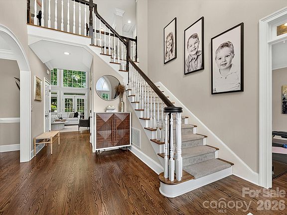 5th image of 6536 Seton House Ln