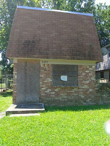 2nd image of 2357 Staten Ave