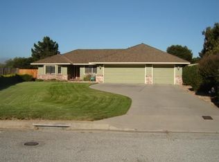 18645 Ranchito Del Rio Dr, Salinas, CA 93908