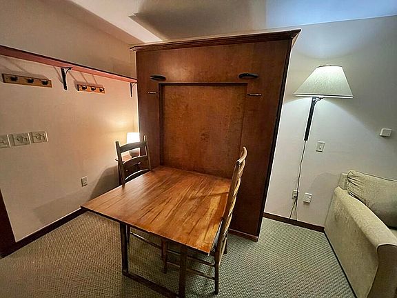 5th image of 6175 Snowshoe Dr #257