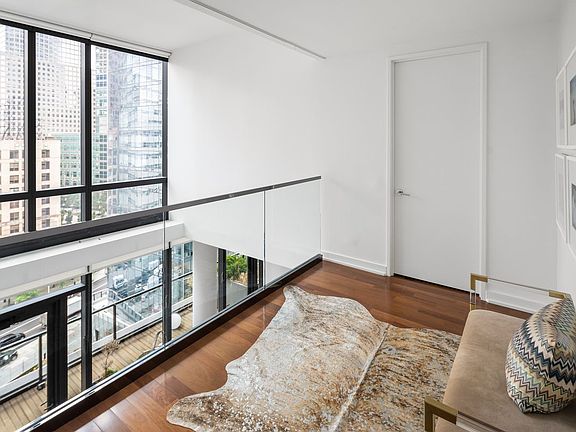 5th image of 101 Warren St #11D