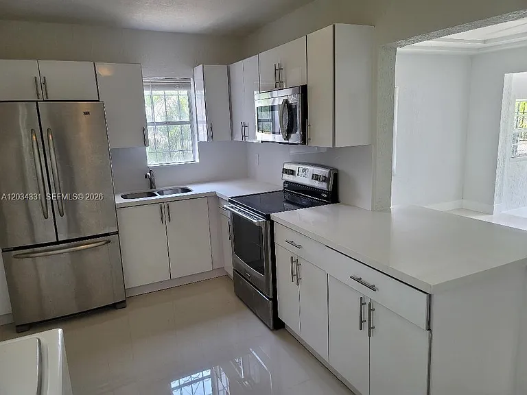1736 NW 53rd St — Photo 3