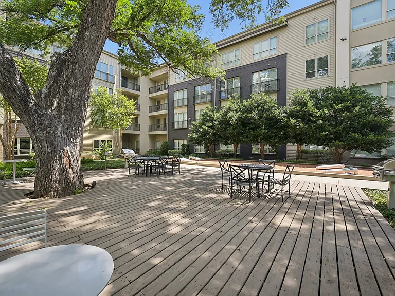 Everra Midtown Park — Photo 24