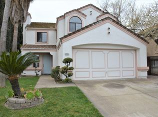 8882 Lemas Rd, Sacramento, CA 95828