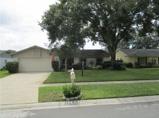 17607 Shadyside Cir, Lutz, FL 33549
