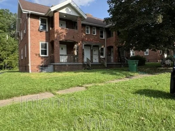 325 Hayes Ave, Mc Donald, OH 44437