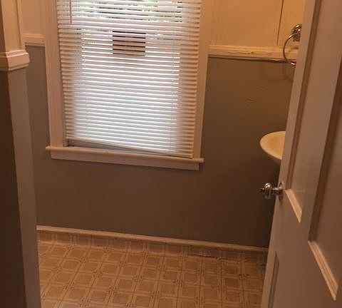 Bathroom 423.5