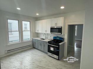 364 Schley St #1, Newark, NJ 07112