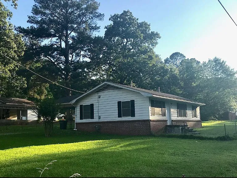 540 E Willis Ave — Photo 1