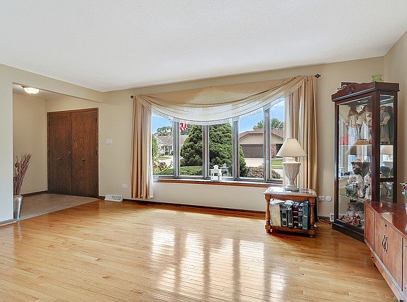 4th image of 14533 Maycliff Dr
