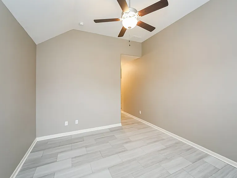 155 Hidden Meadows Ln — Photo 11