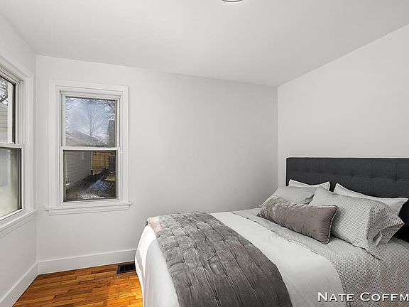 4th image of 2023 Ontario Ave NE