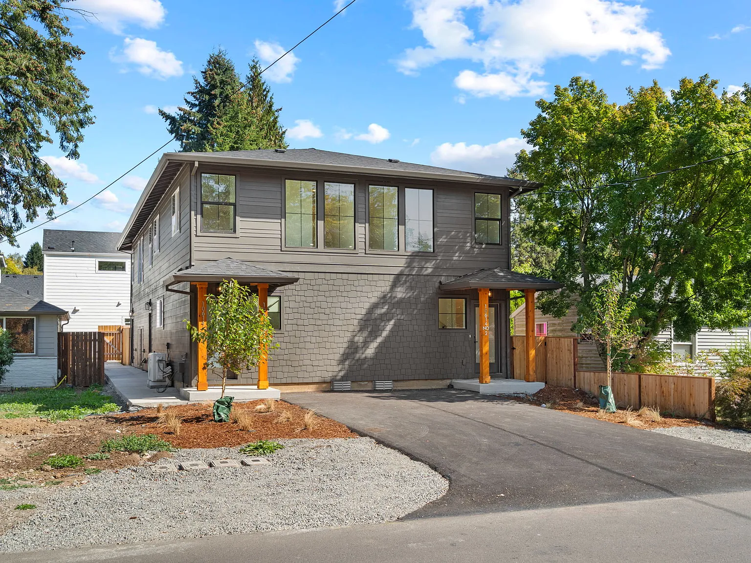 2 bed, 1.5 bath, 820 sqft, $1,900 — Photo 3
