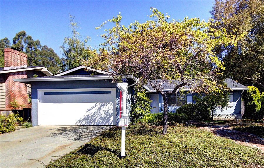 1st image of 208 Northrop Pl