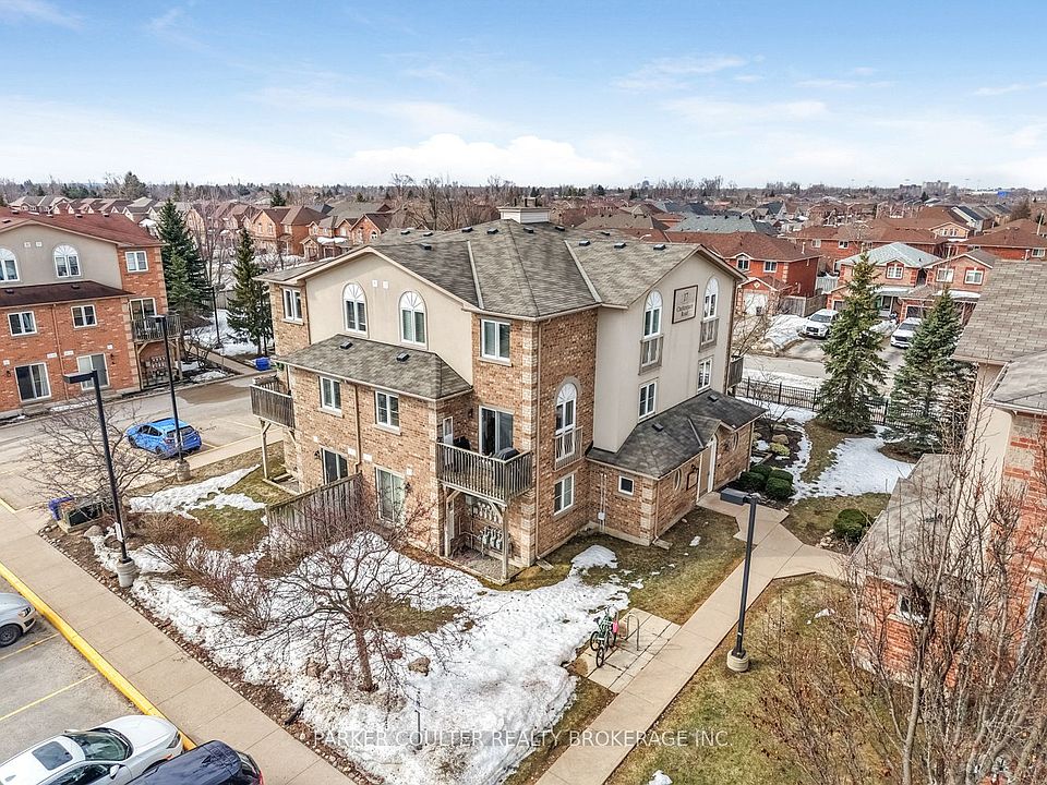 1st image of 17 Cheltenham Rd Unit 4